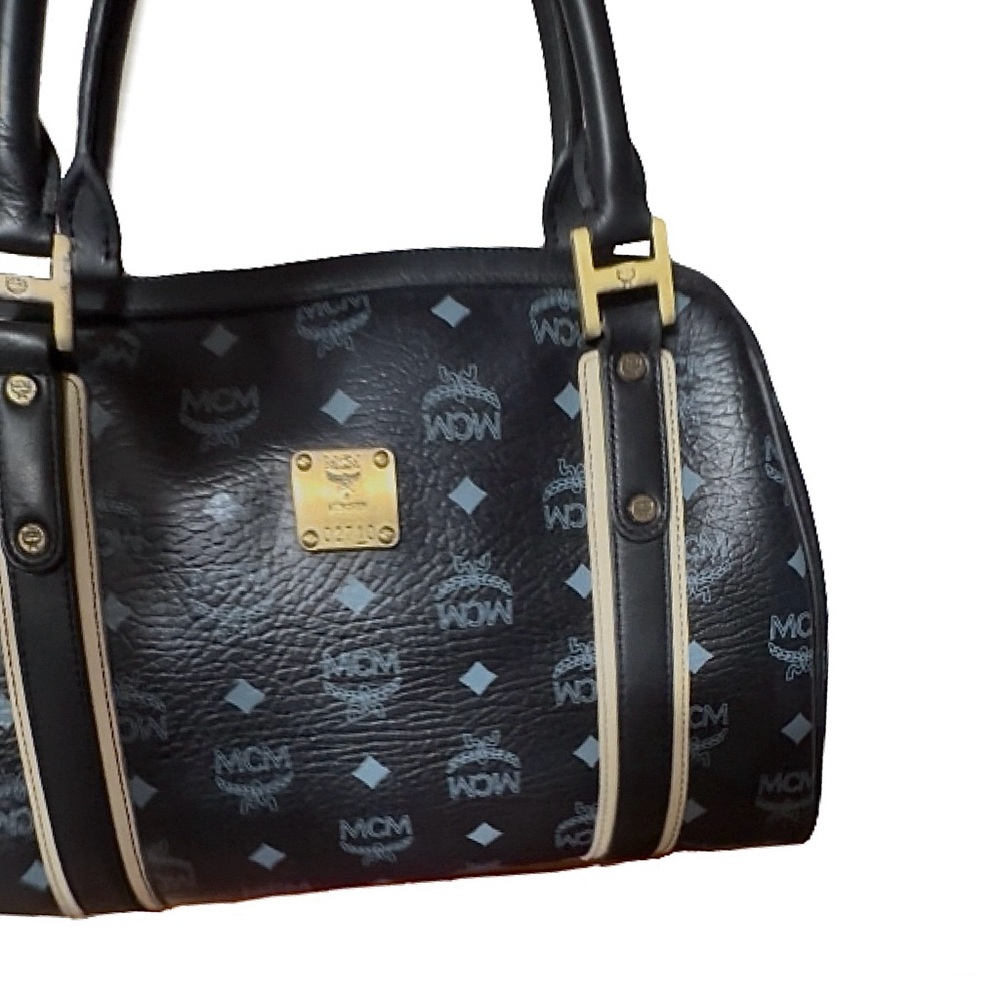 ⚜️Rare!! MCM Visetos Logo Leather Boston Bag Black w/ Print & Black&white Trim👑 - Picture 6 of 14